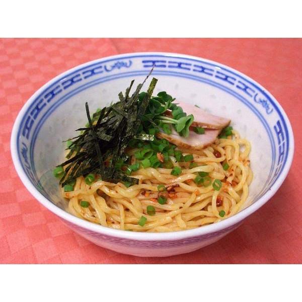 Taberu La-yu Chilli Garlic Oil 110g (MOMOYA)