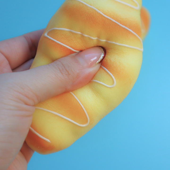 Squishy Drizzled Croissant 14cm