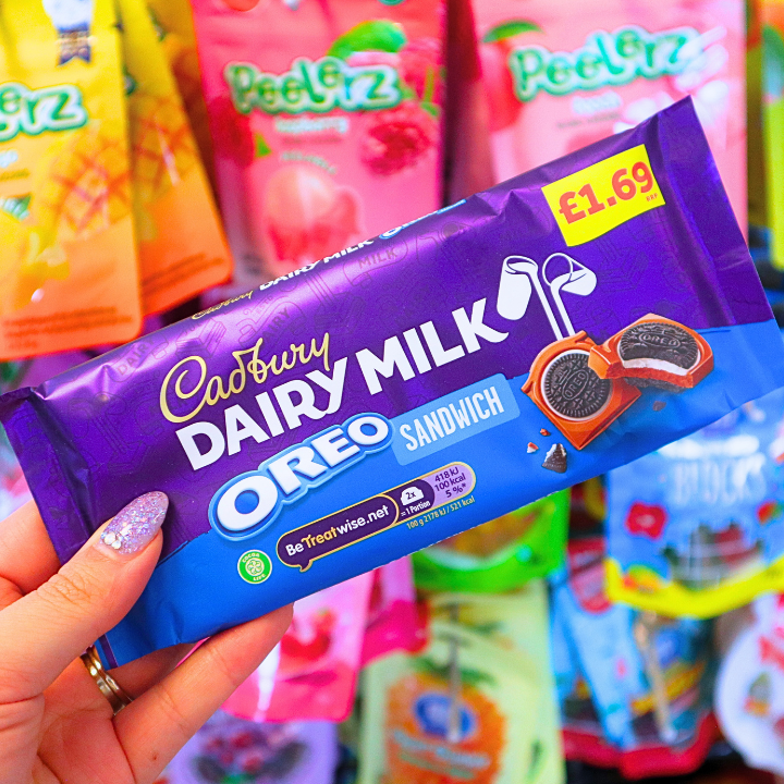 Dairy Milk Oreo Sandwich 96g (Cadbury) DATOVARE