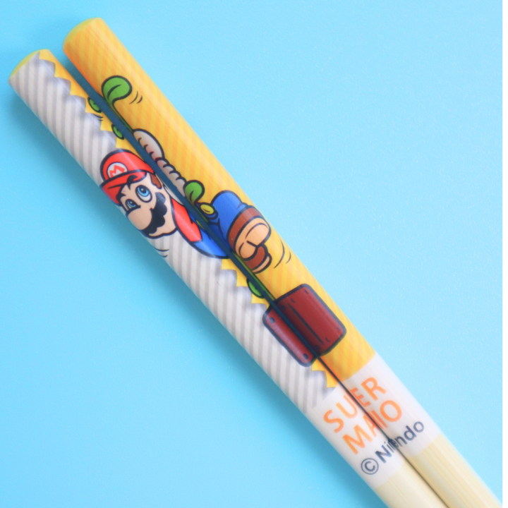 Japansk Spisepinner Super Mario 21cm (BANDAI)