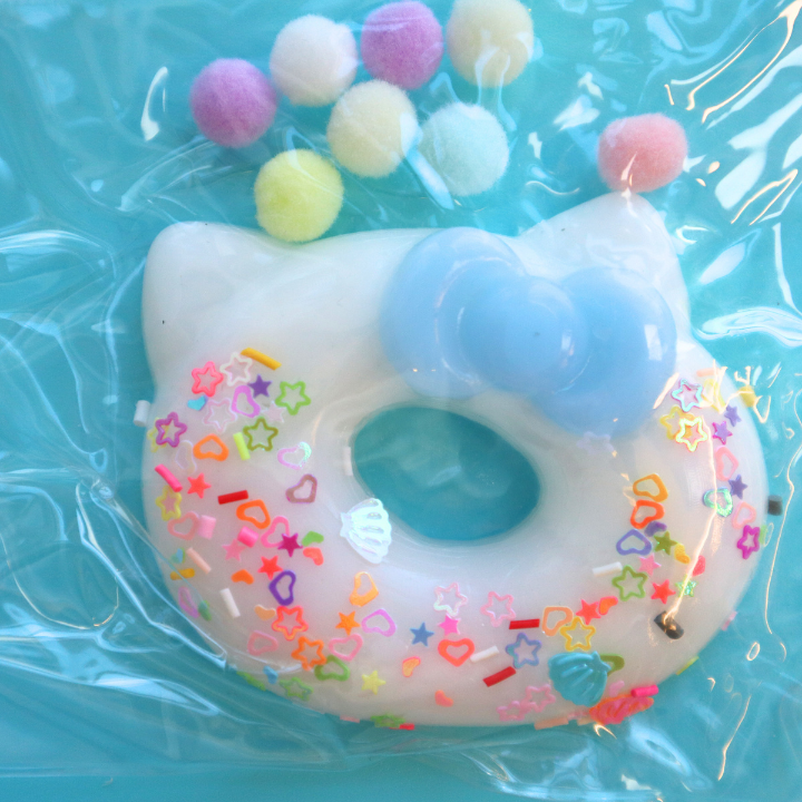 Taba Squishy Hello Kitty Donut