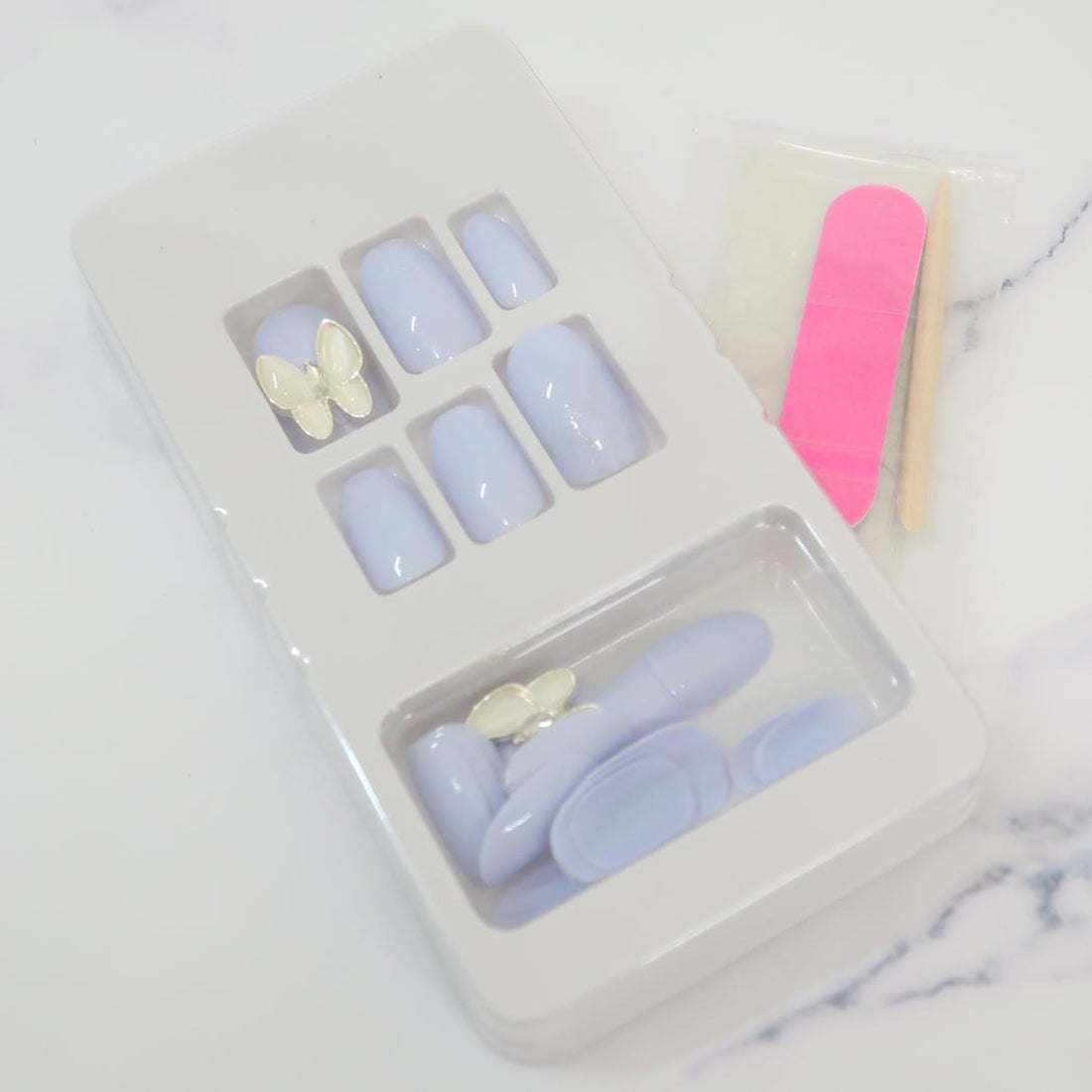Press-On Nails Powder Blue 24pcs (KAMIO)
