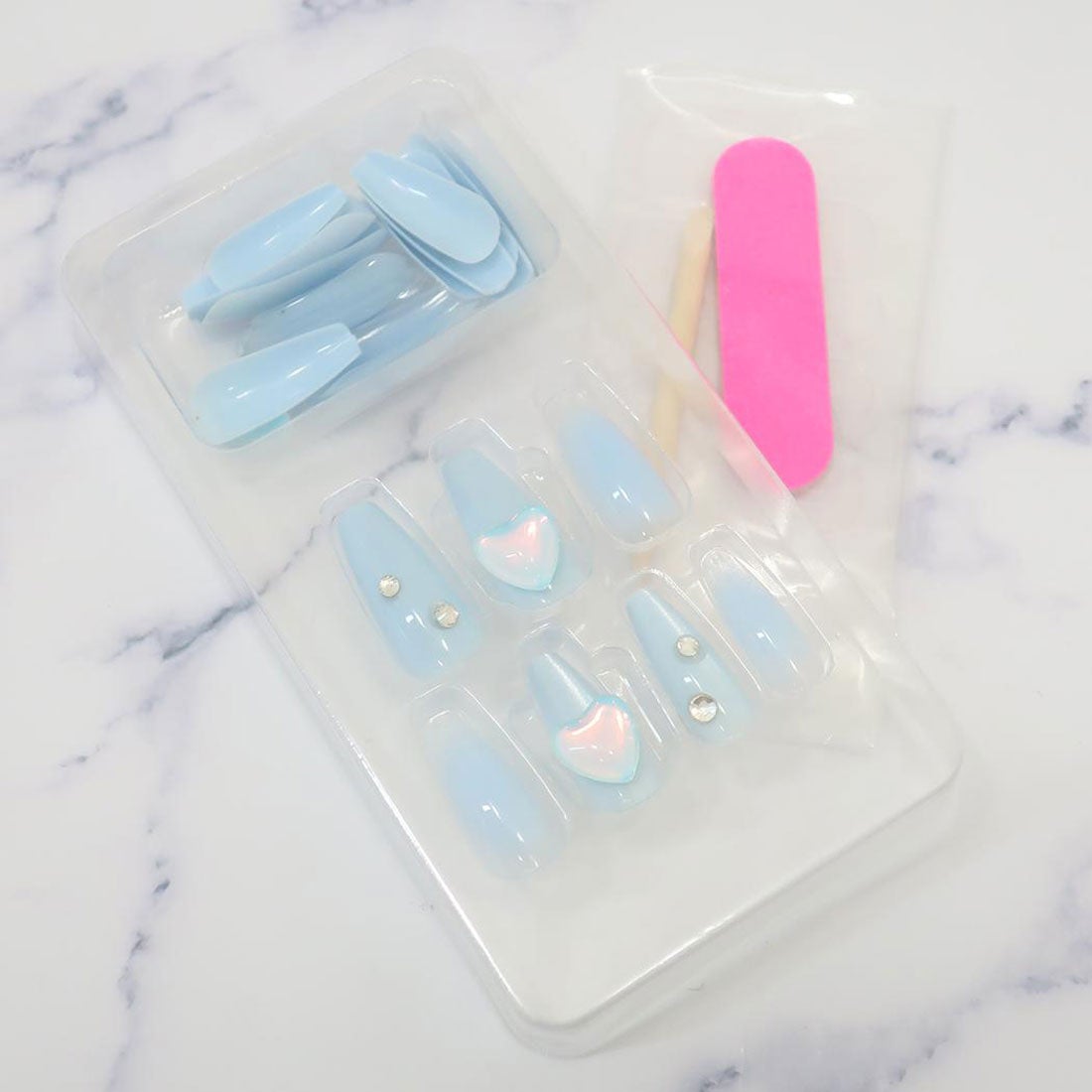 Press-On Nails Magnet Baby Blue 24pcs (Q-Lia)