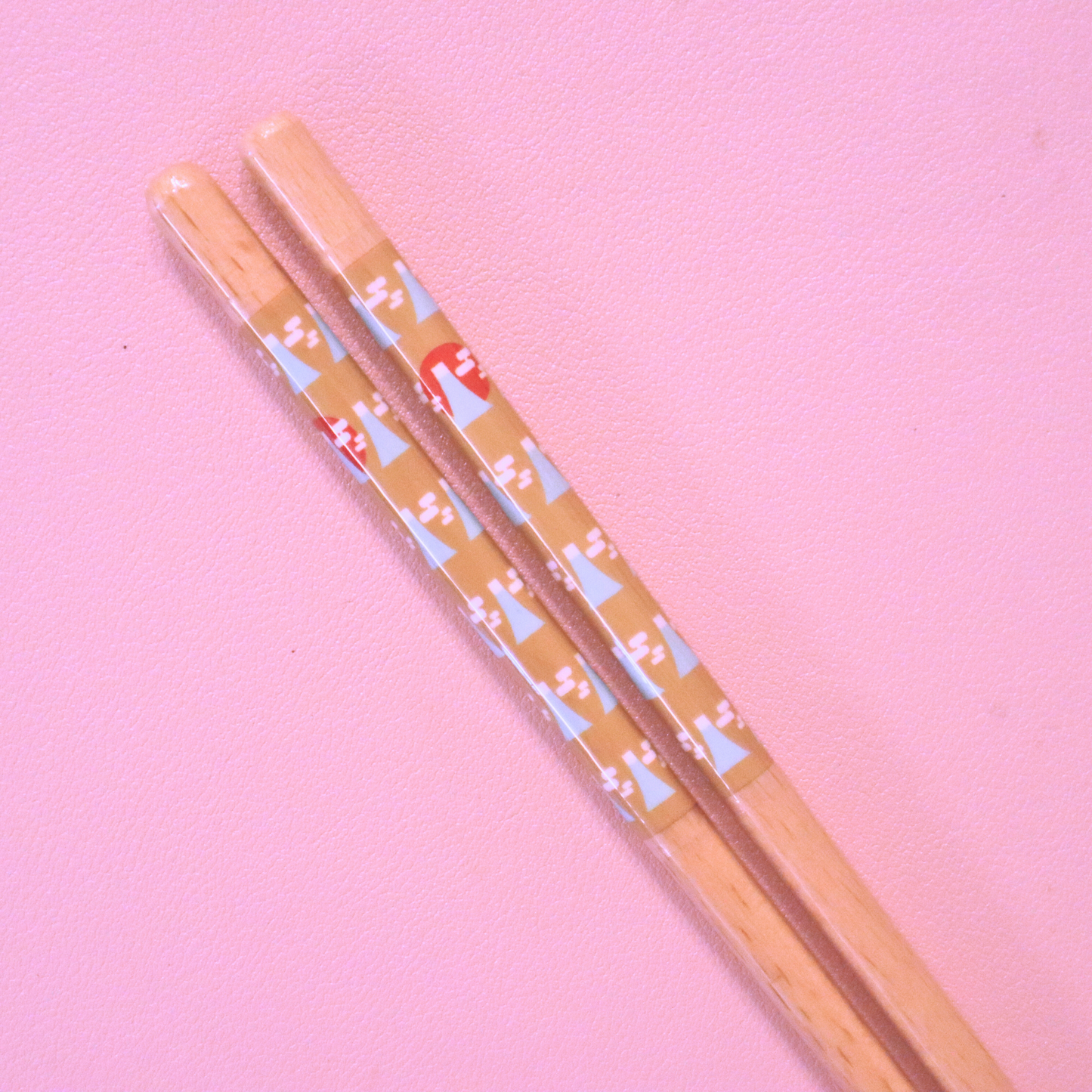 Japansk Wakasa Lacquered Chopsticks Dishwashable Mt.Fuji 23cm (Daiso)