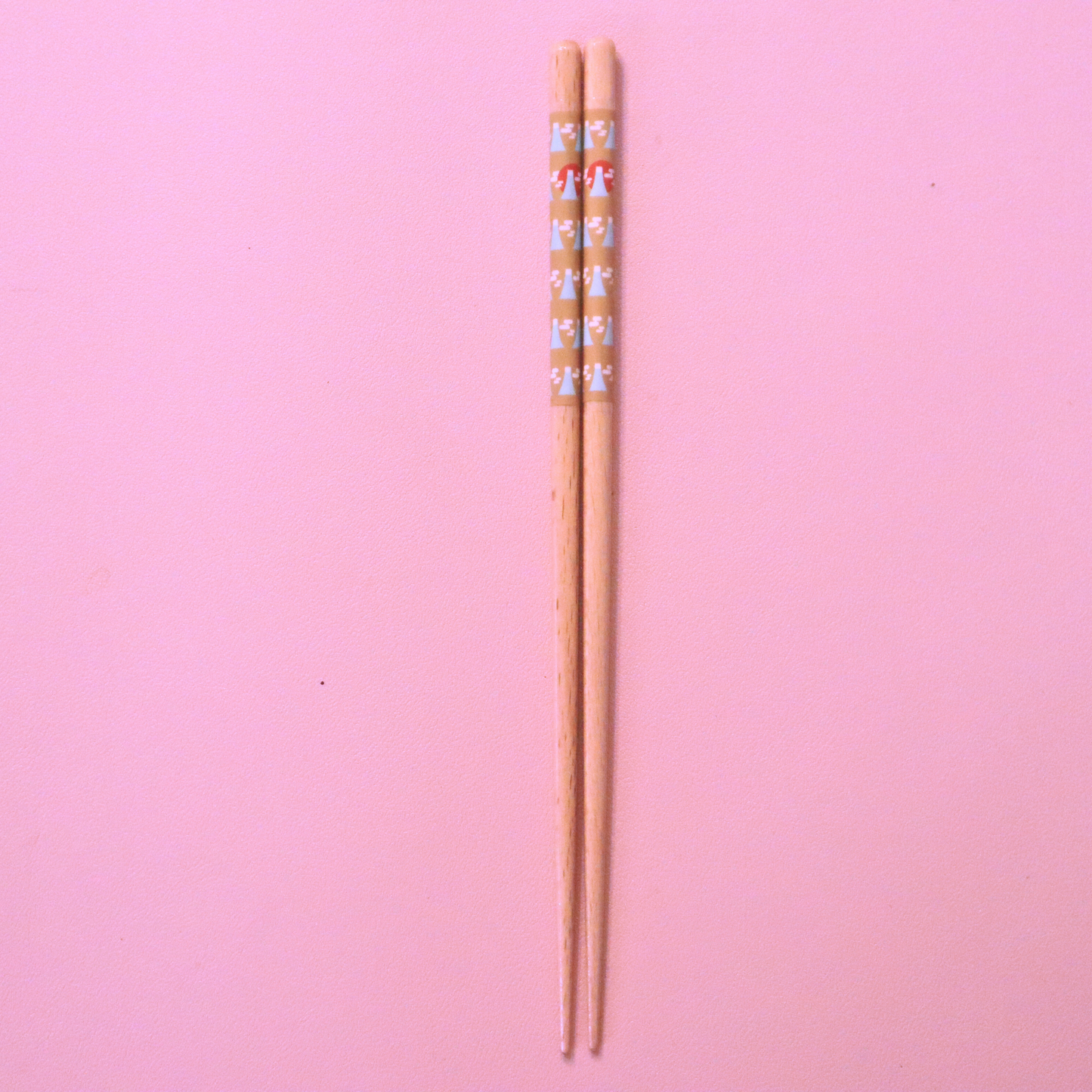 Japansk Wakasa Lacquered Chopsticks Dishwashable Mt.Fuji 23cm (Daiso)