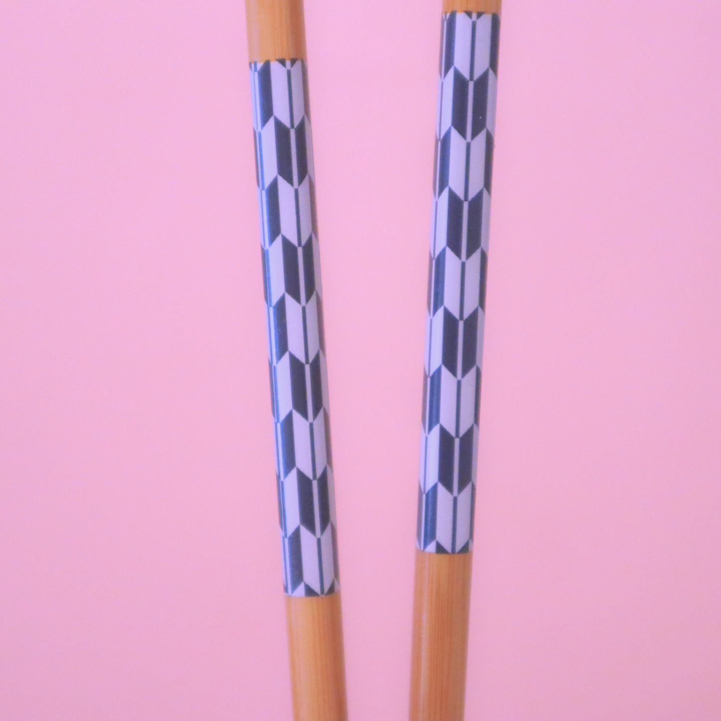 Japansk Bamboo Chopsticks 2P Yagasuri 22.5cm (Daiso)