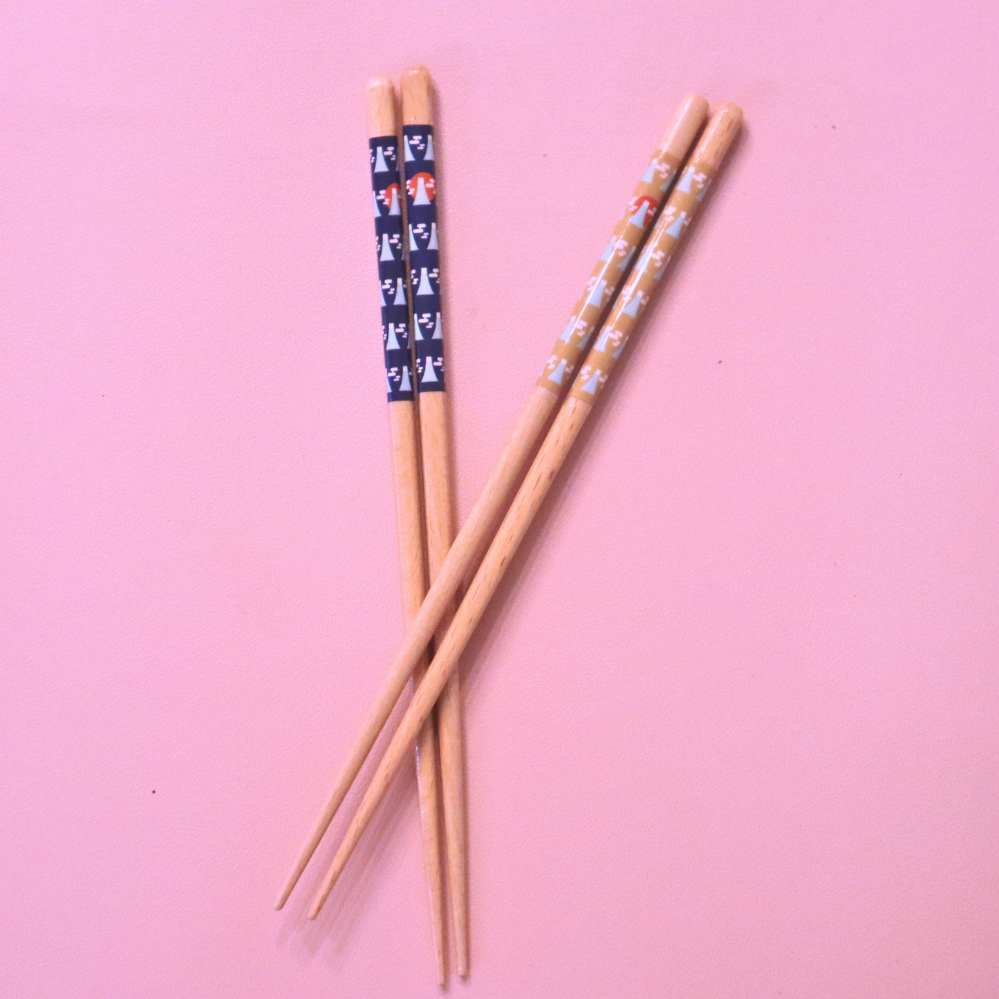Japansk Wakasa Lacquered Chopsticks Dishwashable Mt.Fuji 23cm (Daiso)