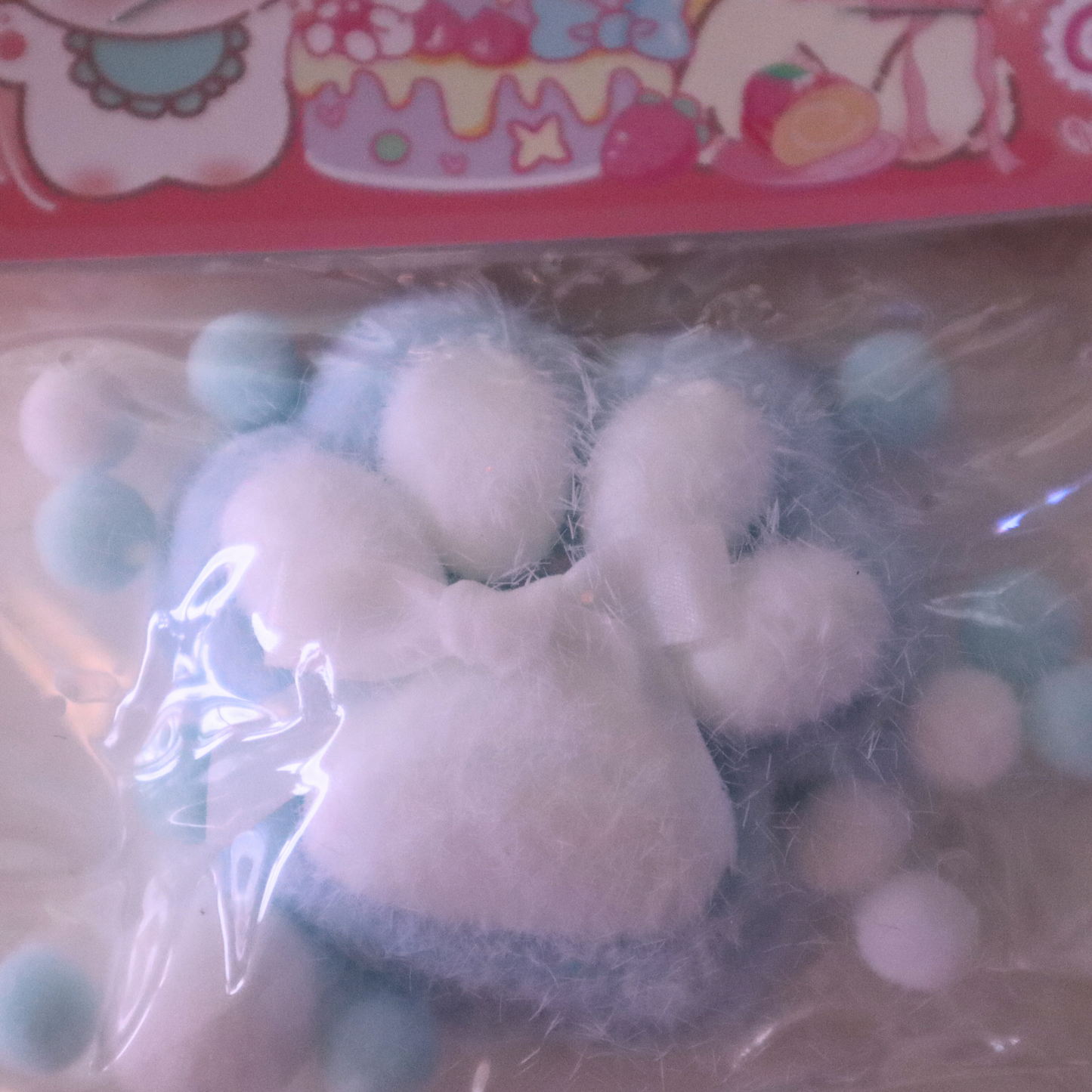 Taba Squishy Cat Paws with Pompom 7cm