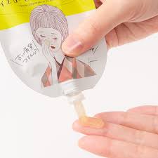 Keana Komachi Clear Turn Yellow Peel Off Pack 33g (KOSE)