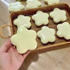 Sticky Squishy Star Bun 11cm