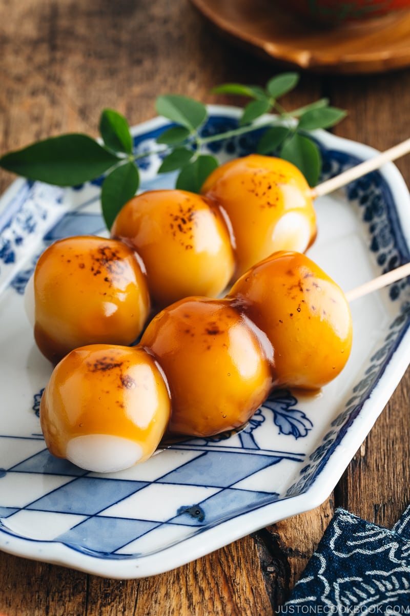 (FRYS) Kushi Mitarashi Dango 325g 5P (Minato Seika)