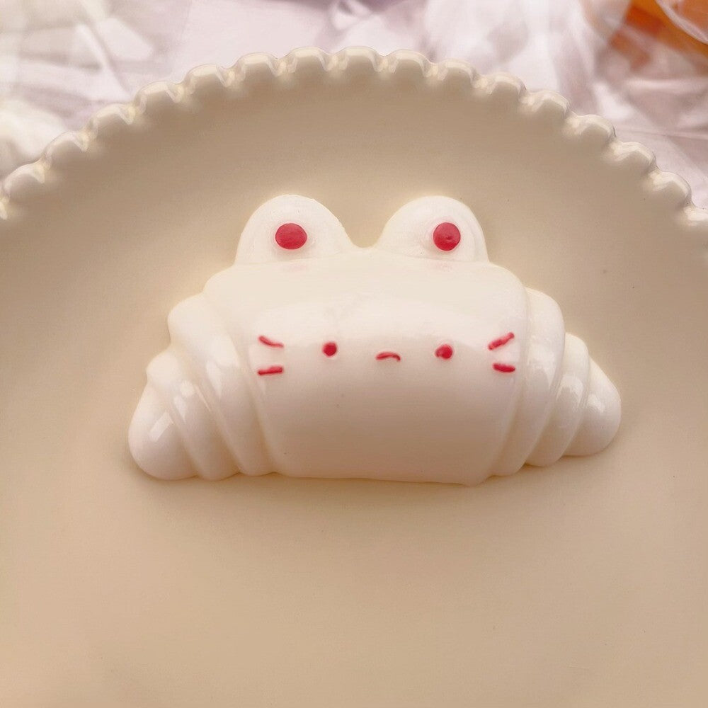 Taba Squishy Cat Croissant