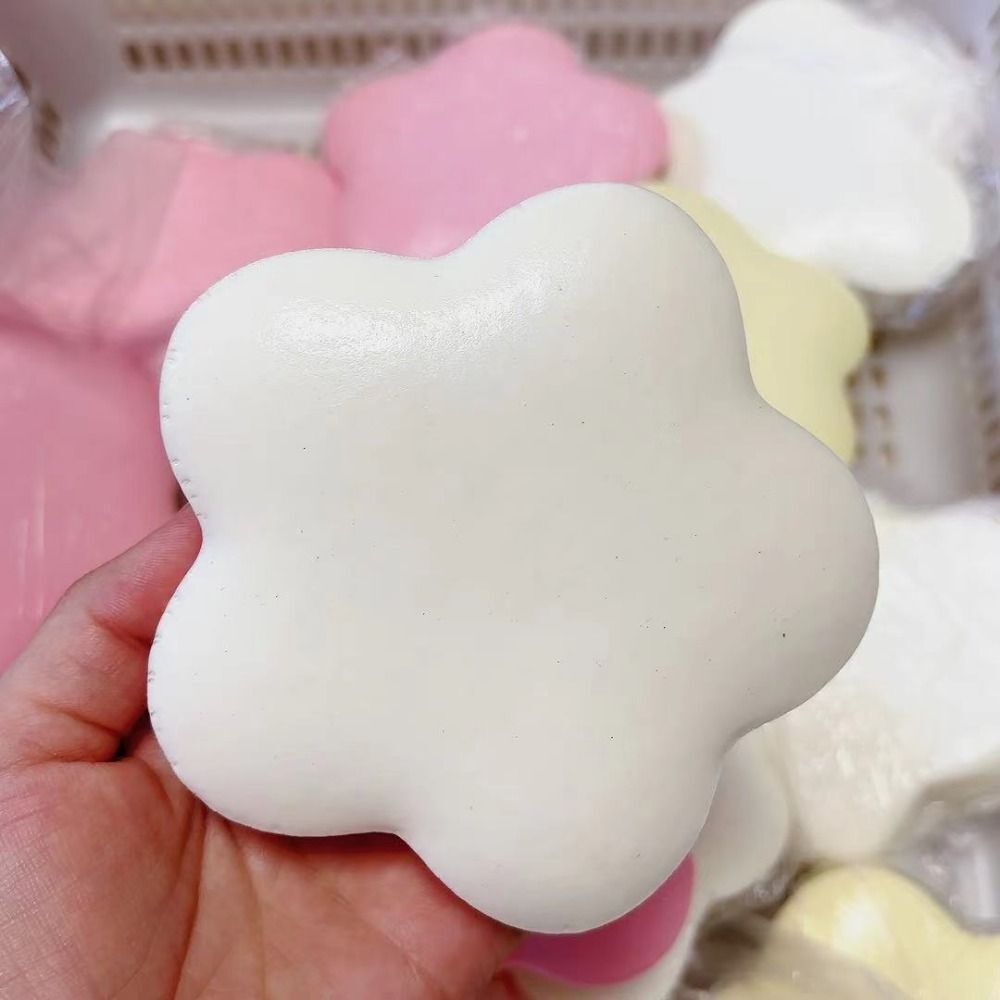 Sticky Squishy Star Bun 11cm