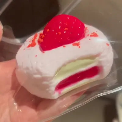 Taba Squishy Ichigo Cream Mochi