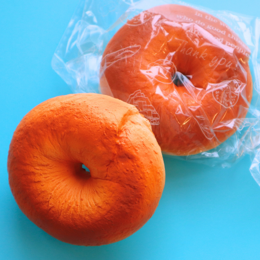 Bakery Squishy Honey Bagel 9cm
