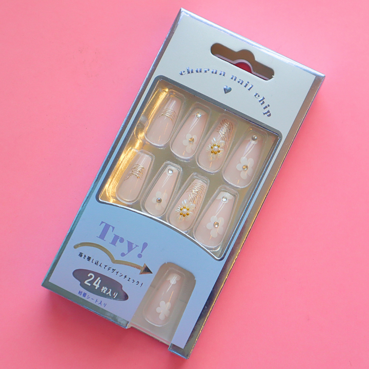 Press-On Nails Whie Flower 24pcs (KAMIO)