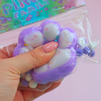 Taba Squishy Cat Paws Lilla & Hvit  (PINCH FAMILY)