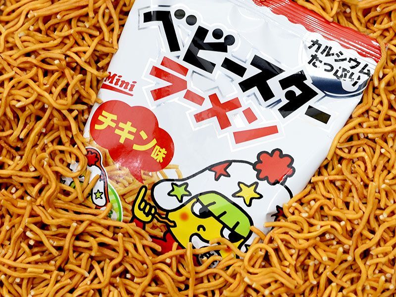 Baby Star Crispy Ramen Snack Chicken Flavour 21g (OYATSU COMPANY)