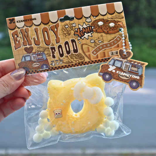 Taba Squishy Hello Kitty Donut