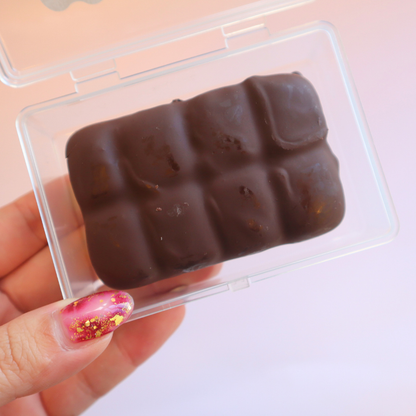 Wax Squishy Crackle Dubai Chocolate