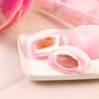 Traditional Japanese Sweets Daifuku Mochi Peach 200g (KUBOTA)