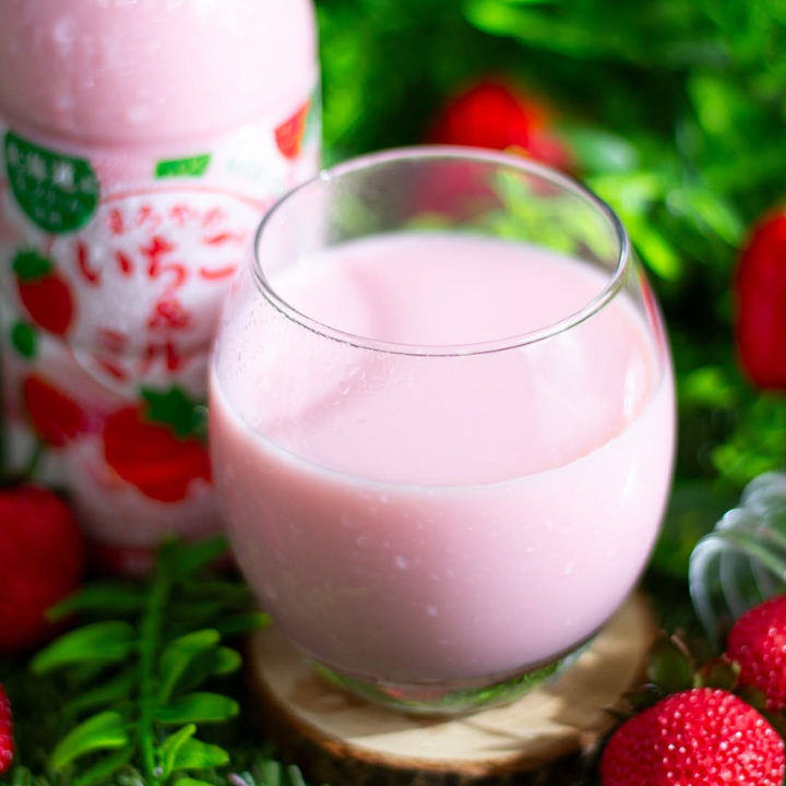 Maroyoka Ichigo & Milk Strawberry Milk 500ml (SANGARIA)