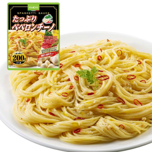 Instant Spaghetti Sauce Peperoncino 200g (HACHI)