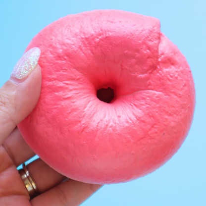 Bakery Squishy Strawberry Bagel 9cm