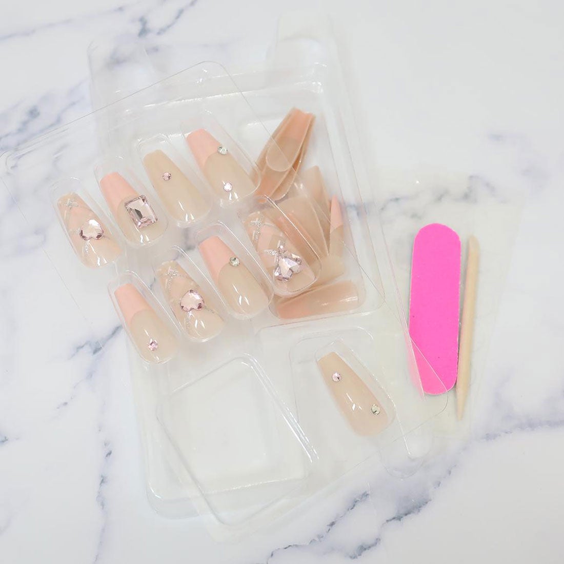 Press-On Nails Argyle Check 24pcs (KAMIO)