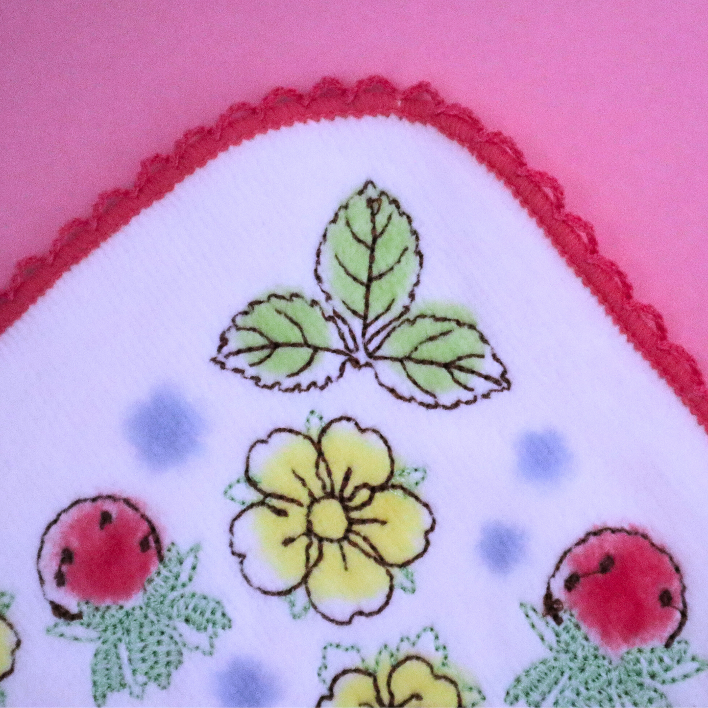 Ghibli Mini Håndkle My Neighbor Totoro Red Wild Strawberry (MARUSHIN)