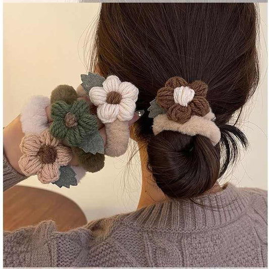 Hårstrikk Knitted Flowers Plush 7cm