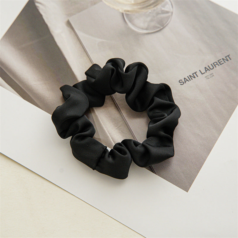 Mini Scrunchies Sateng 8cm