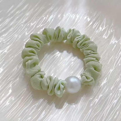 Scrunchie Pearl