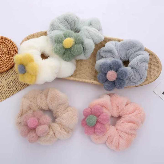 Scrunchie Fluffy Flower 10cm