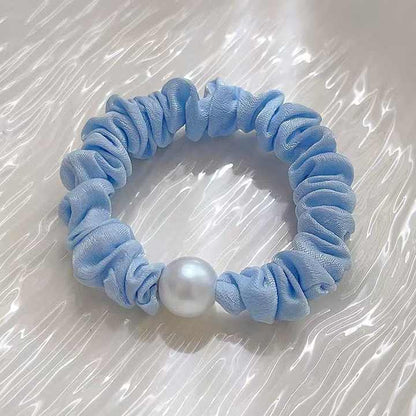 Scrunchie Pearl