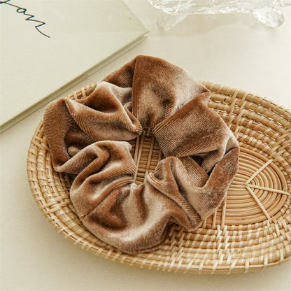 Scrunchie Neutral Velvet 10cm