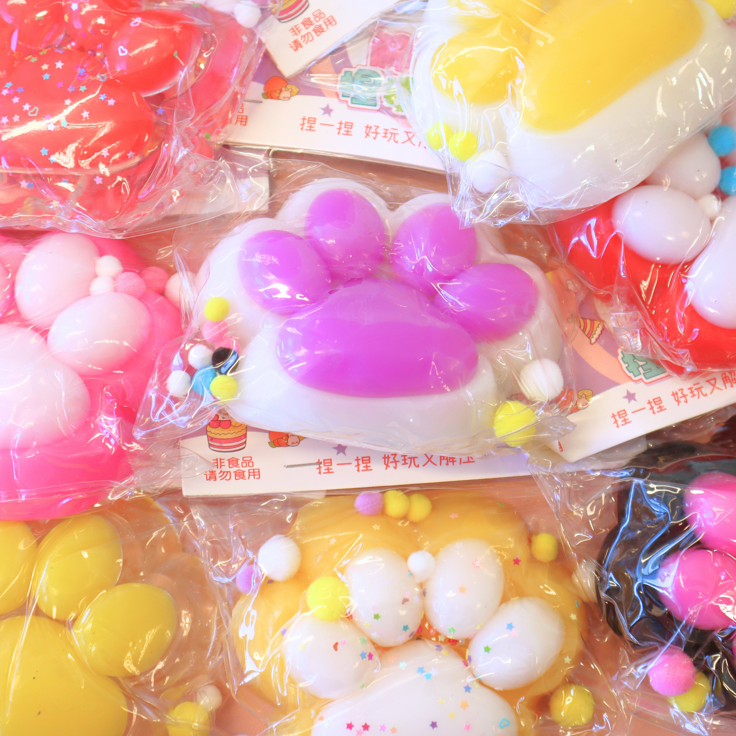 Taba Squishy Jumbo Cat Paws 15cm