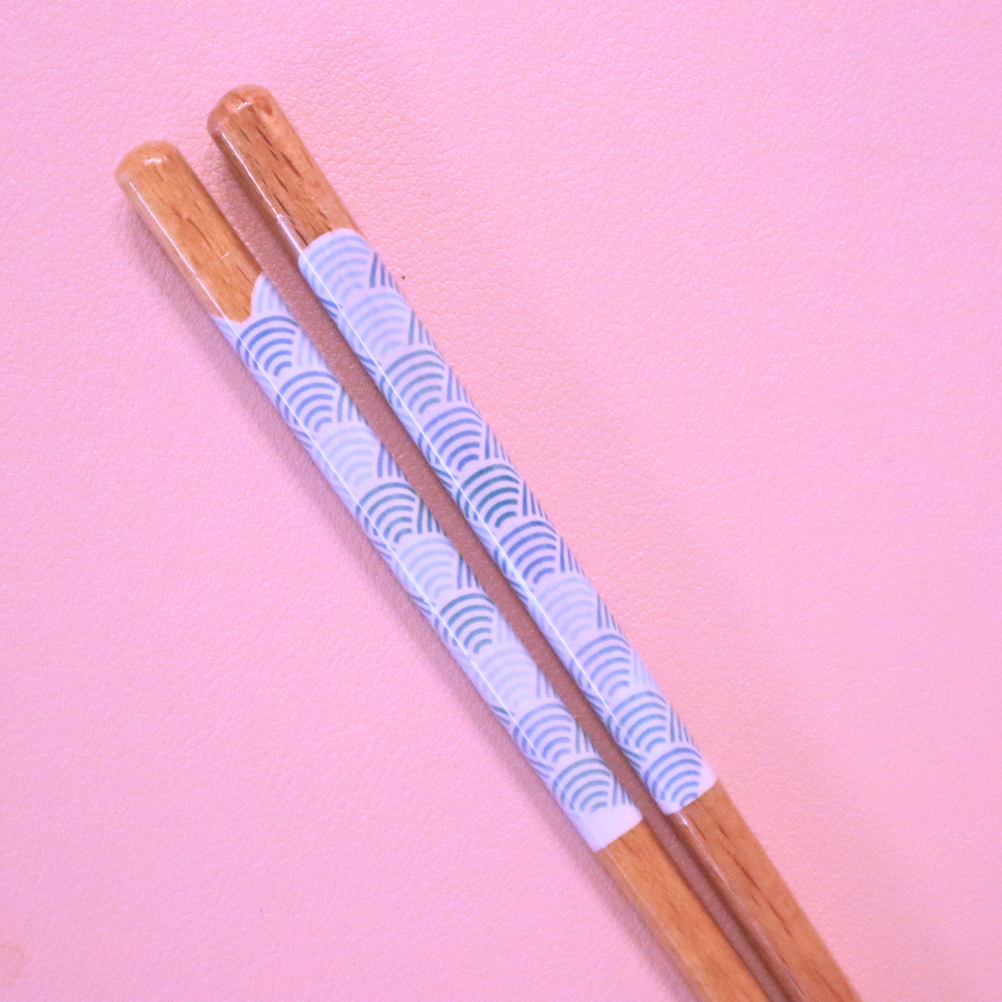 Japansk Wakasa Lacquered Chopsticks Dishwashable New Year 23cm (Daiso)