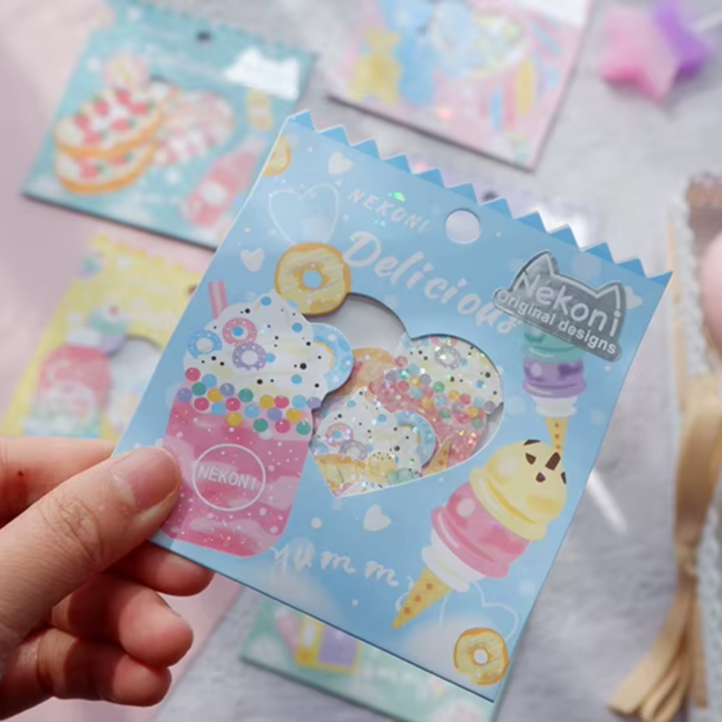 Flak Klistremerke Kawaii Delicious (Nekoni)