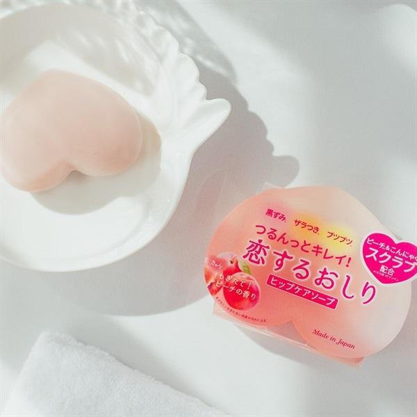 Peach Hip Care Soap Koisuru Oshiri 80g (Pelican Soap)