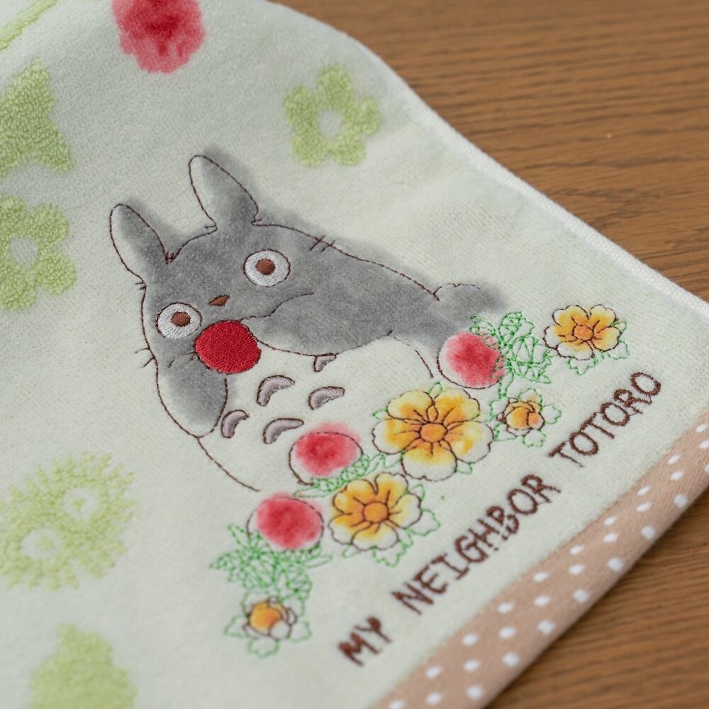 Ghibli Face Towel My Neighbor Totoro Greedy Strawberry Towel (MARUSHIN)