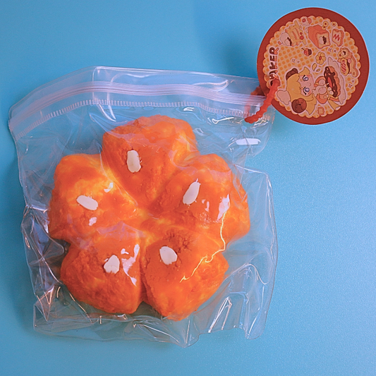 Taba Squishy Wienerbrød 9cm