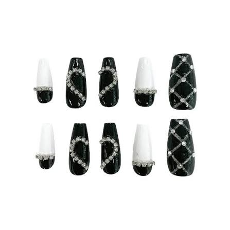 Press-On Nails Black Heart 24pcs (KAMIO)