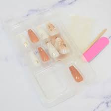 Press-On Nails Apricot 24pcs (KAMIO)