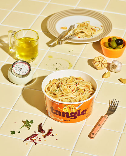 Samyang Big Cup Tangle Garlic Oil Pasta 105g (SAMYANG)
